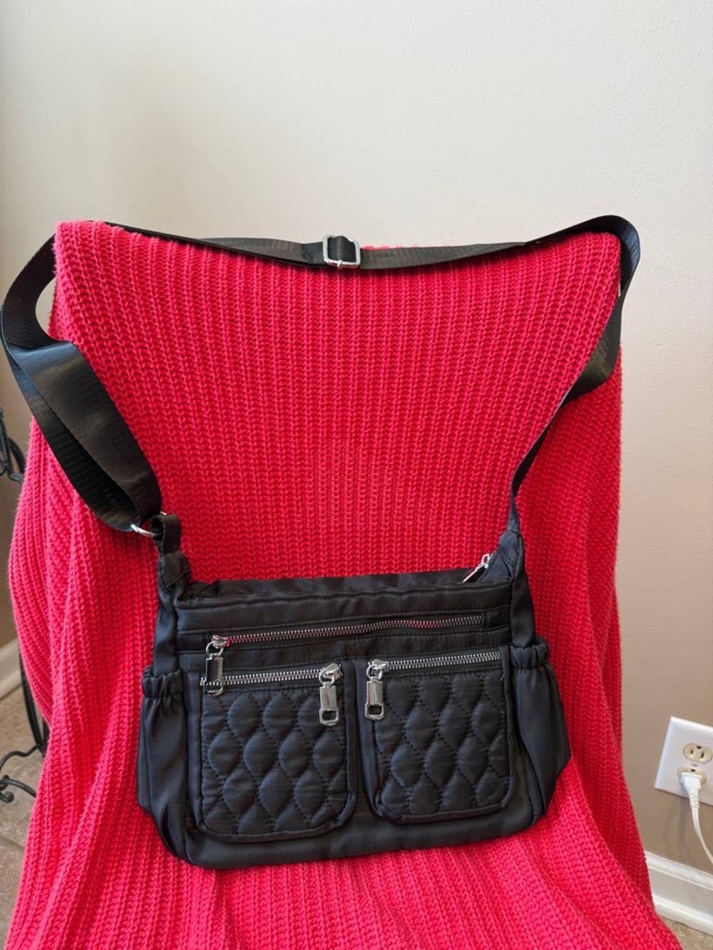 Quilted Front Pocket Crossbody Bag - Black